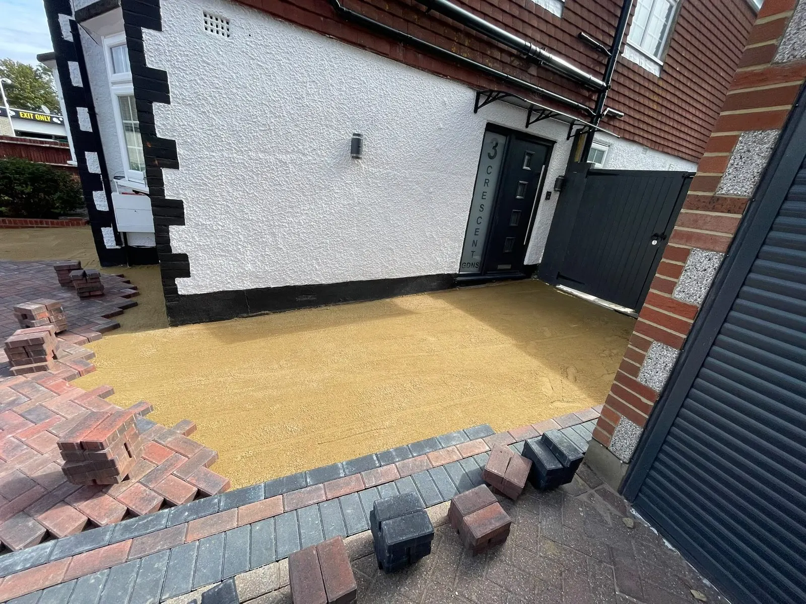 Block paved driveway