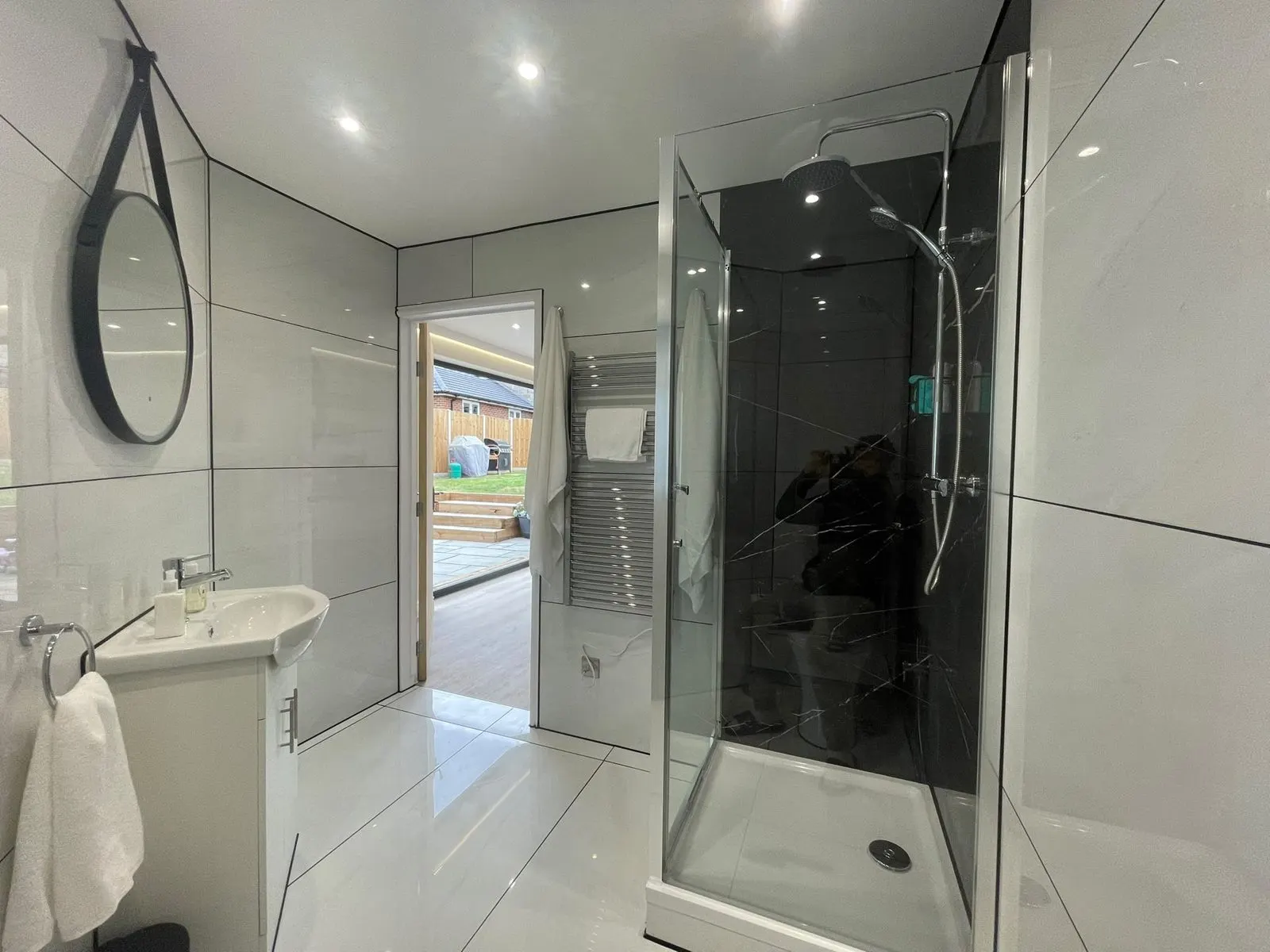 Garden room, G Scott Roofing, roofers and builders covering Sittingbourne