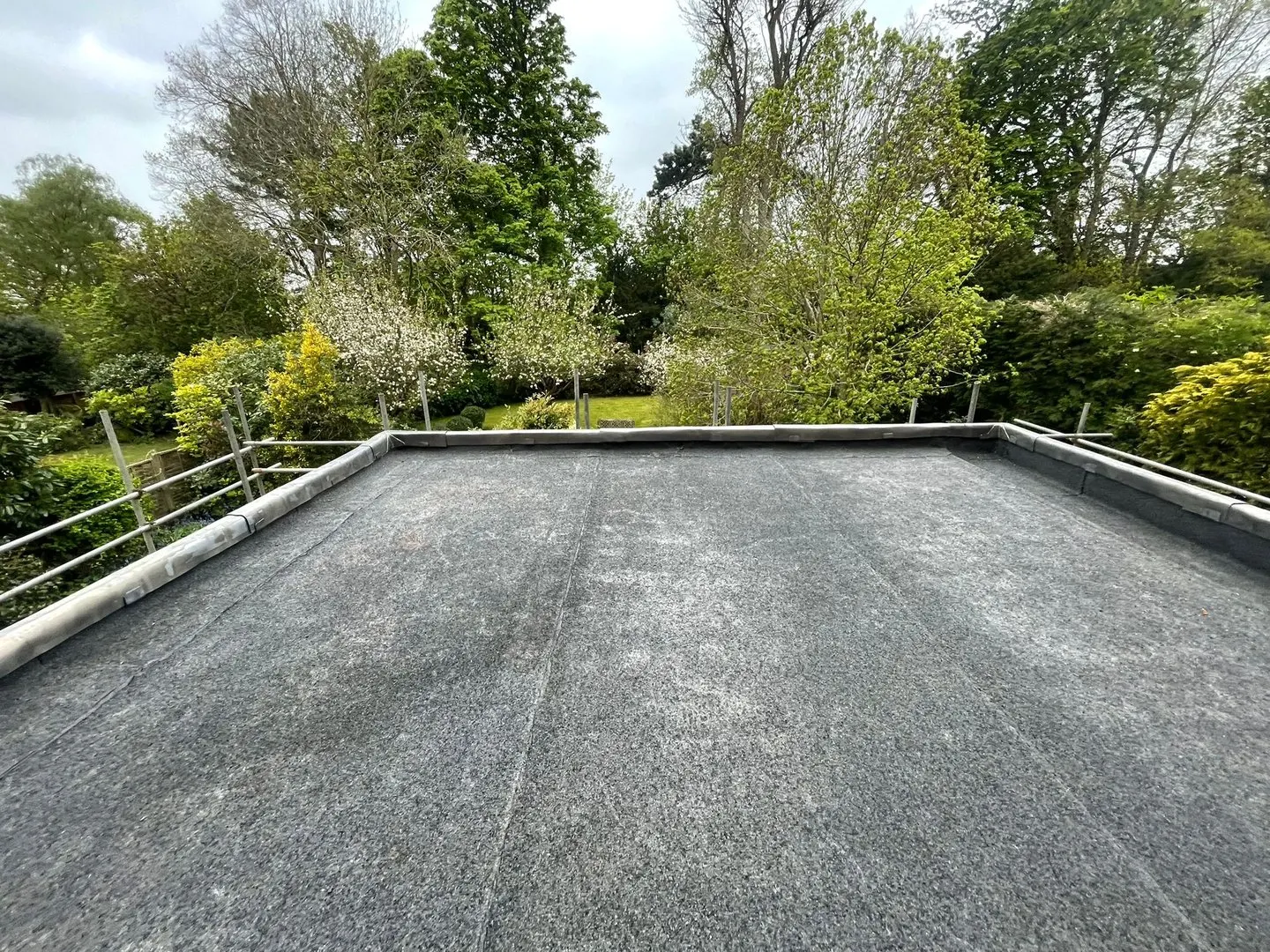 Flat roof with garden views