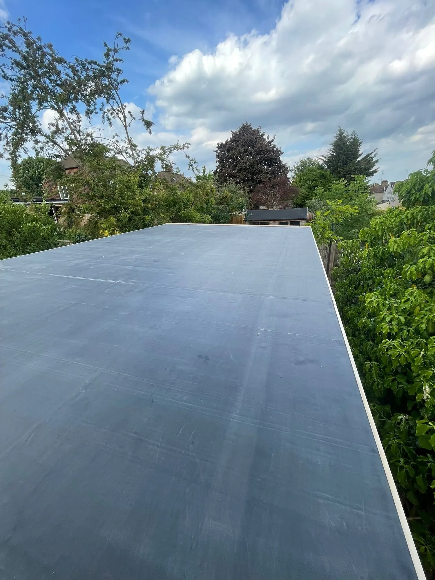 New flat roof on a garden room
