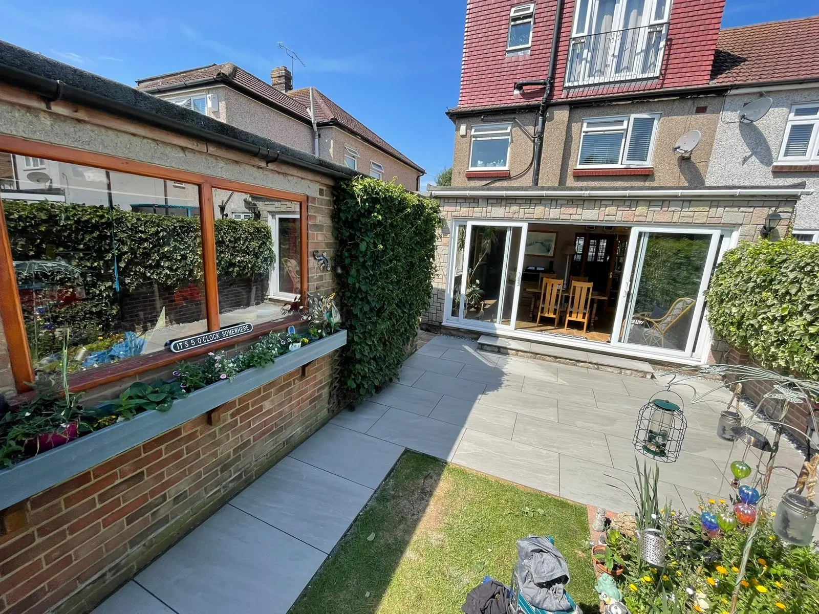 Porcelain paving patio