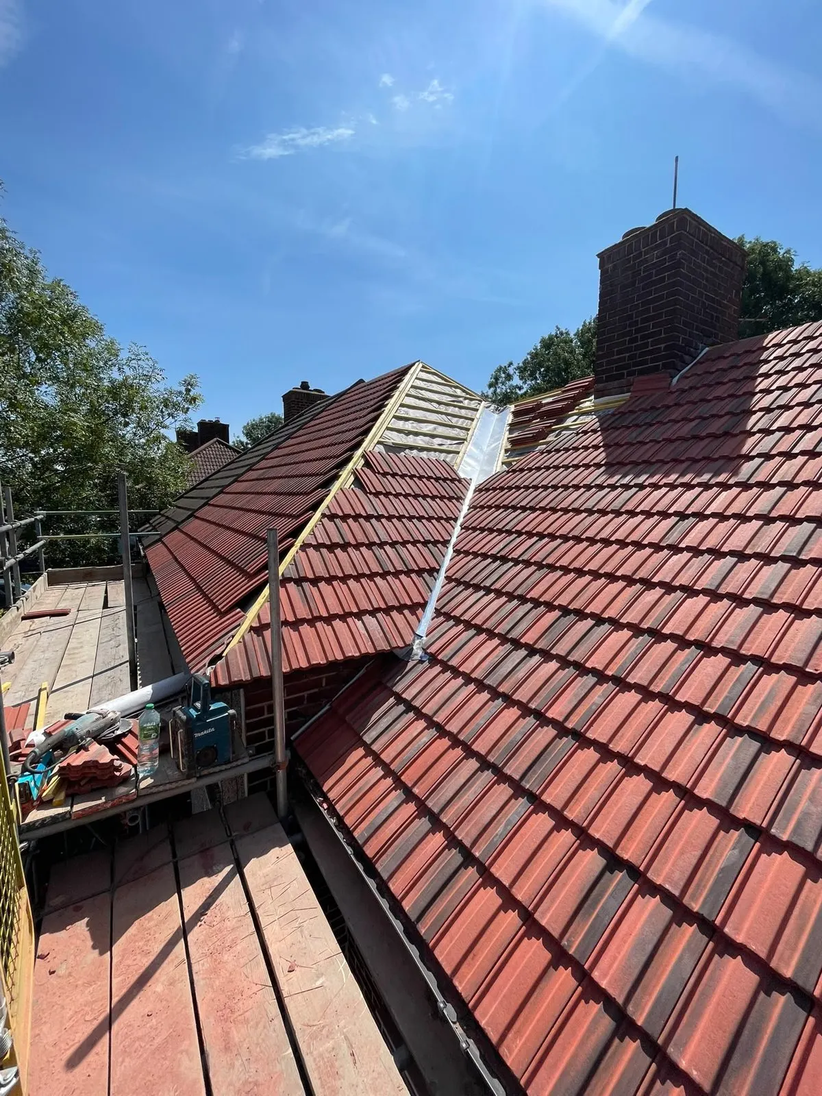 Tiled roof, G Scott Roofing, roofers and builders covering Sidcup