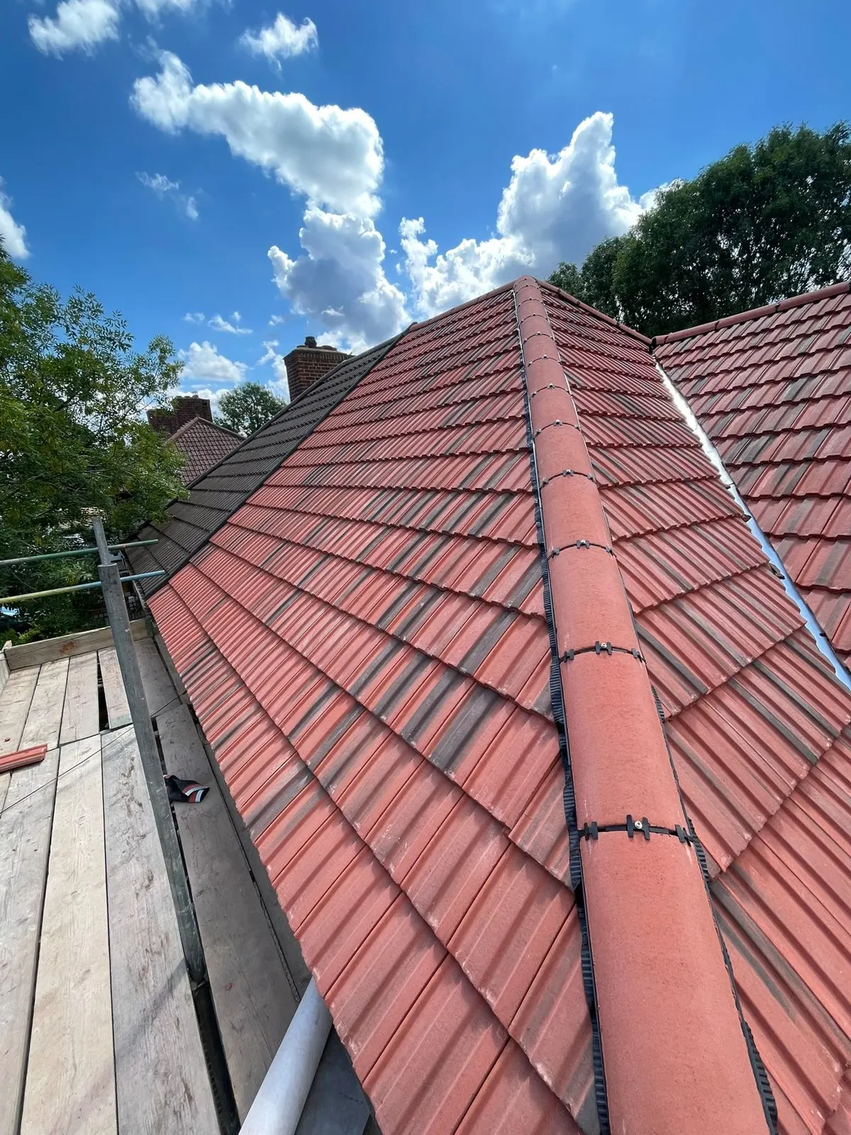 Tiled roof, G Scott Roofing, roofers and builders covering Maidstone
