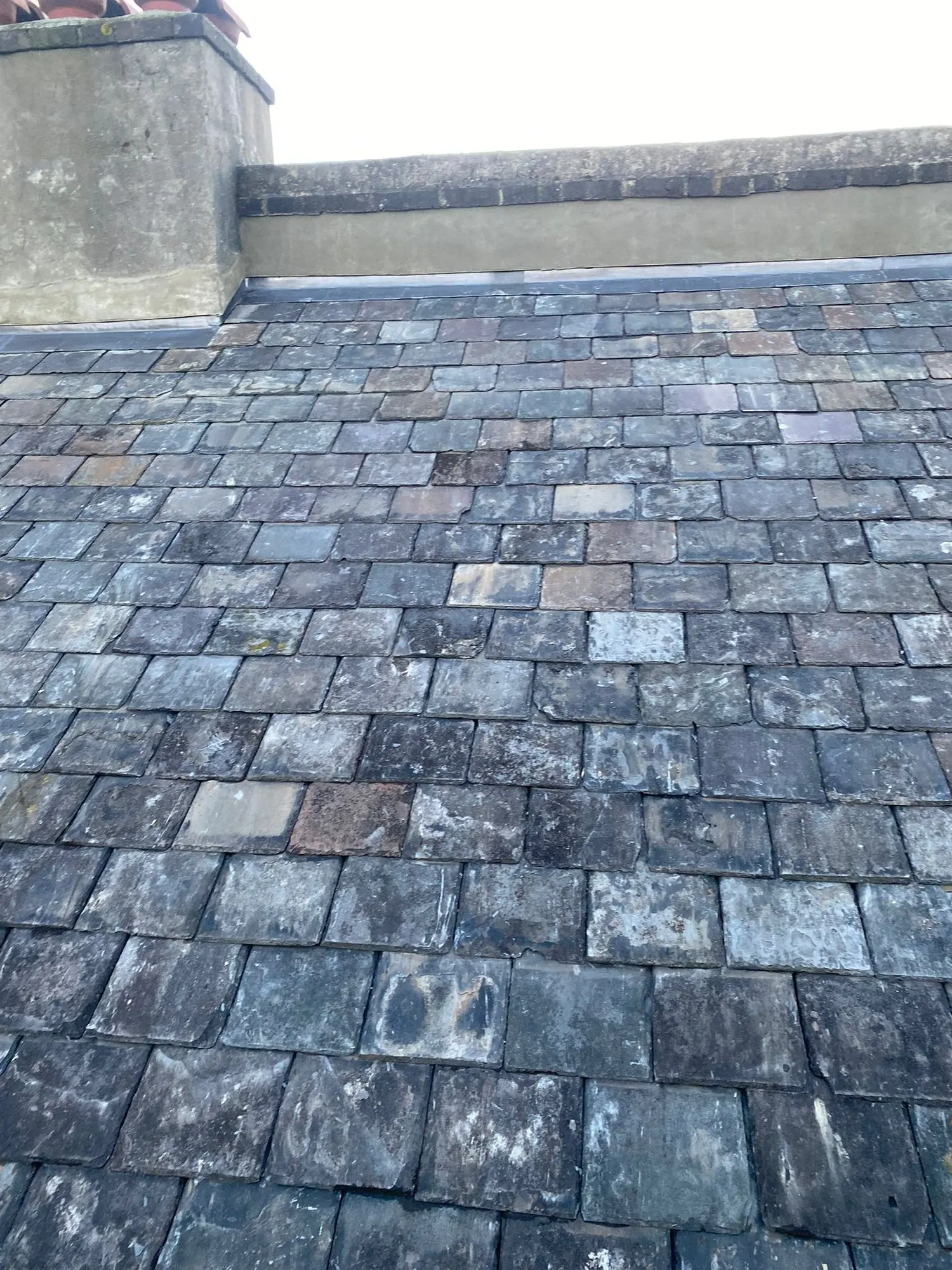 Slate roof with lead valleys